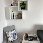Art Marina Cape-private Host *