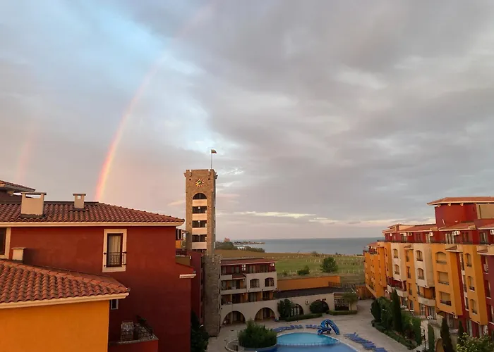 Art Marina Cape-private Host Apartament *