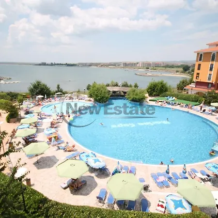 Art Marina Cape-private Host * Ravda