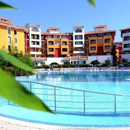 Art Marina Cape-private Host *