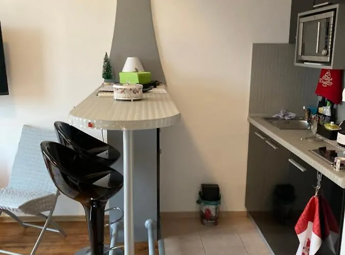 Art Marina Cape-private Host * Ravda