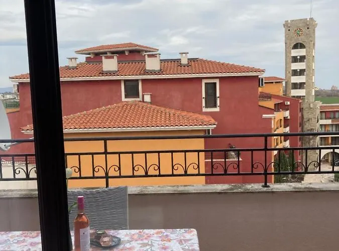 Art Marina Cape-private Host Ravda