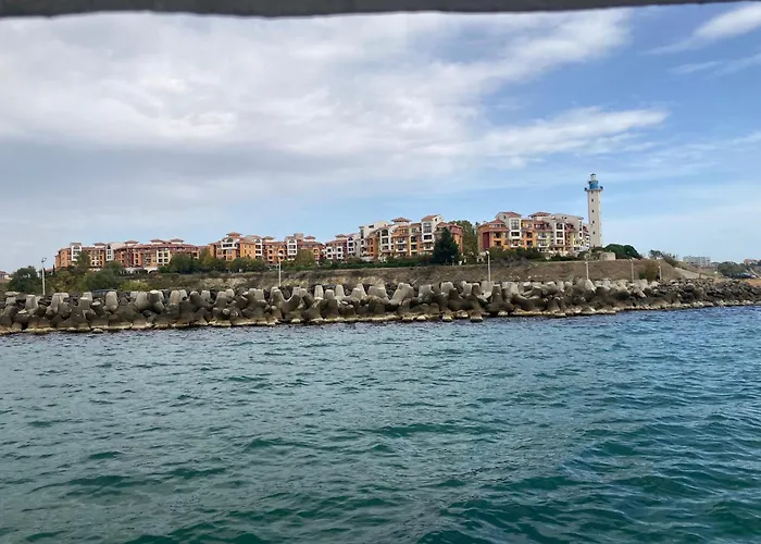 Art Marina Cape-private Host Ravda