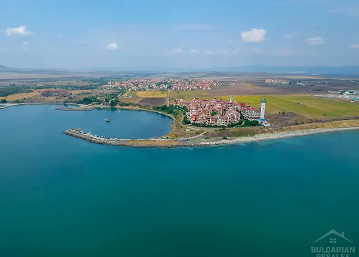 Appartamento Art Marina Cape-private Host