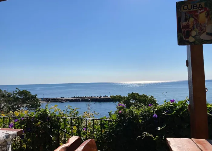 Art Marina Cape-private Host Appartamento Ravda